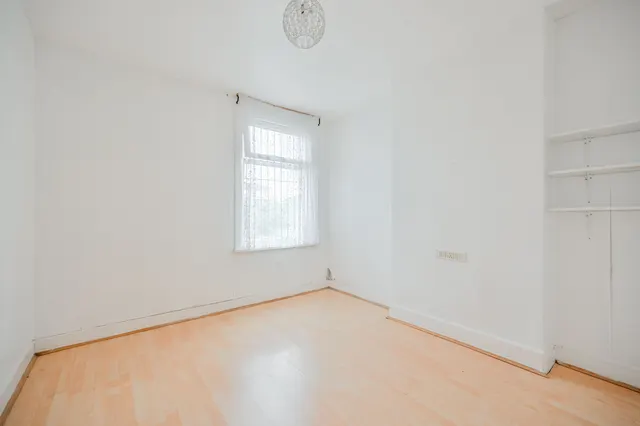 54 Falcon Street, London, photo 1