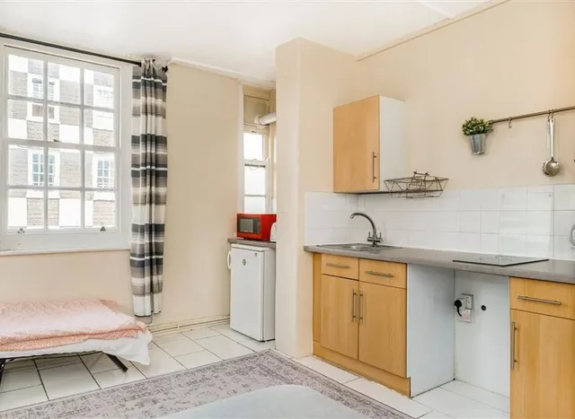 Photo 3 — Page Street, Westminster, SW1P