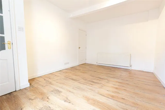 Huddersfield Road, Mirfield, WF14, photo 2