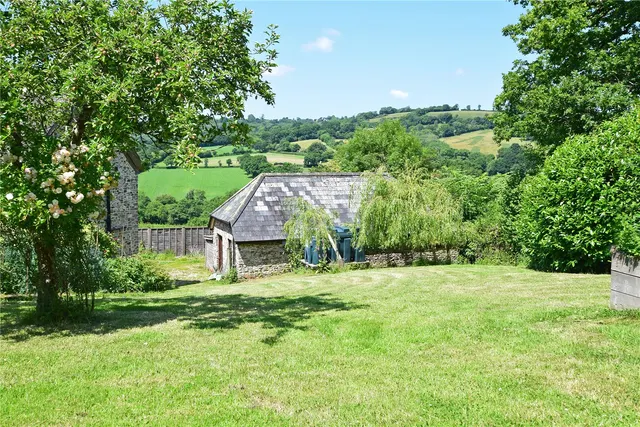 Photo 3 — Wick, Honiton, Devon, EX14 4TY