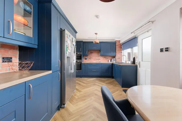 Photo 2 — Calder Court, Stirling, FK7 7QU