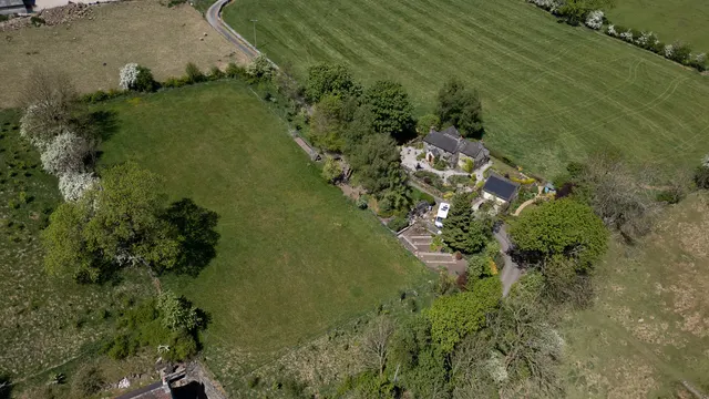 Back of Ecton, Ecton, DE6, photo 2