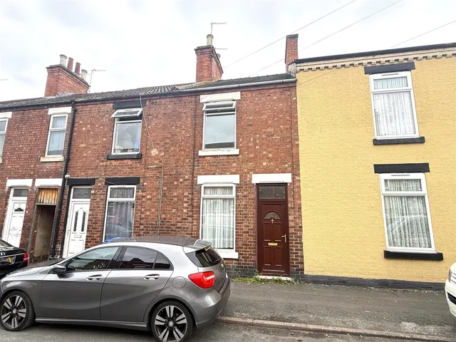 Oak Street, Burton-On-Trent, DE14, photo 1
