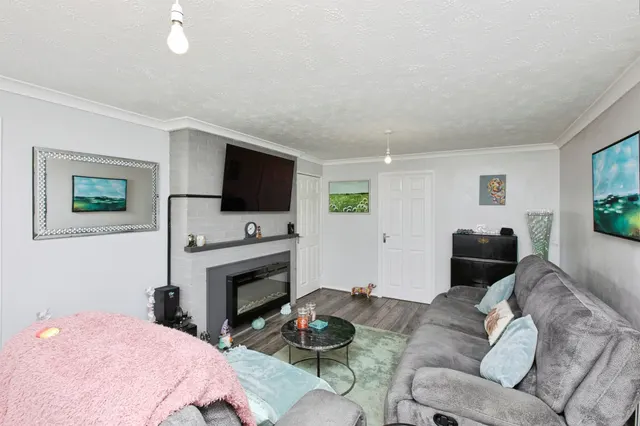 Henhurst Ridge, Burton-On-Trent, DE13, photo 3
