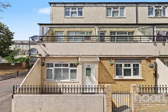 Renown Close, Croydon, CR0, photo 1