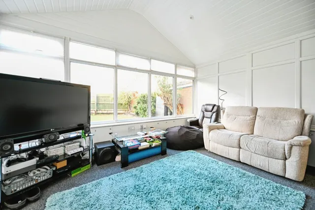 Basil Drive, Downham Market, PE38, photo 2
