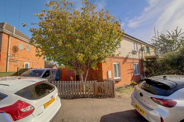 Avenue South, Earl Shilton, LE9, photo 1