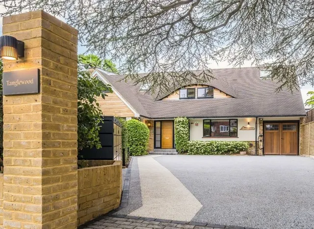 Marlborough Road, Hampton, TW12, photo 1