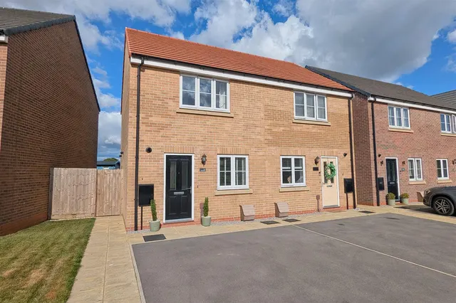 Robson Avenue, Beverley, photo 1