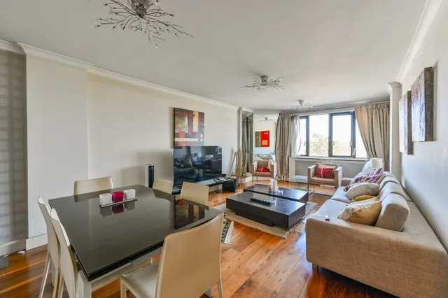 London, NW8, photo 2