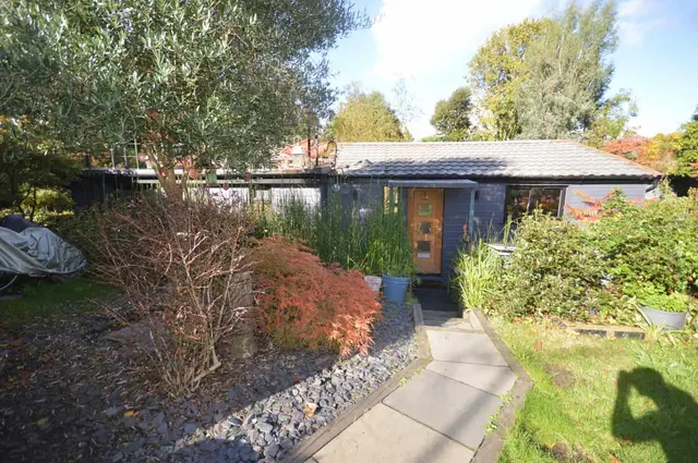 Taggs Island, Hampton, TW12, photo 2