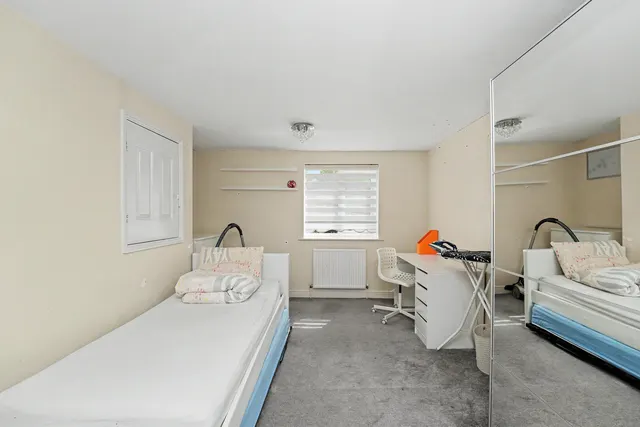 Fogerty Close, Enfield, EN3, photo 2