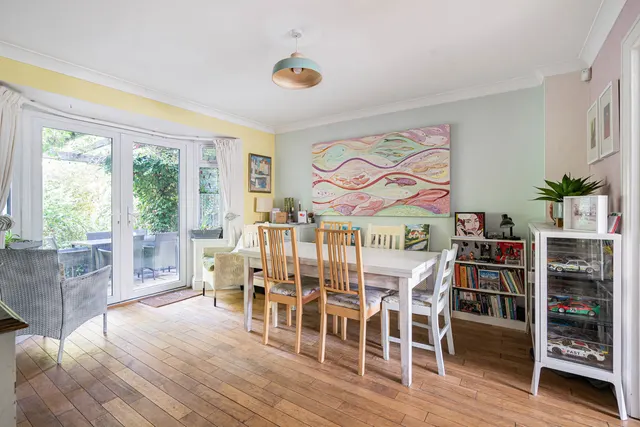 St. Johns Road, St Johns, GU21, photo 3