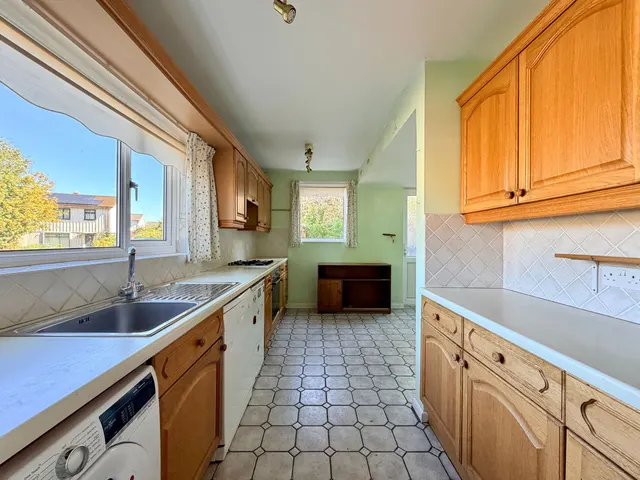 Foliat Drive, Wantage, OX12, photo 3