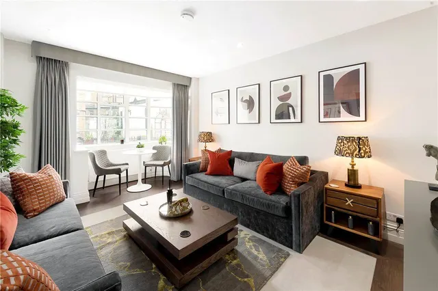 Vicarage Gate, Kensington, W8, photo 1