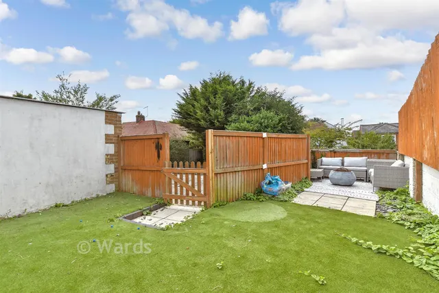 High Street, Eastry, CT13, photo 2