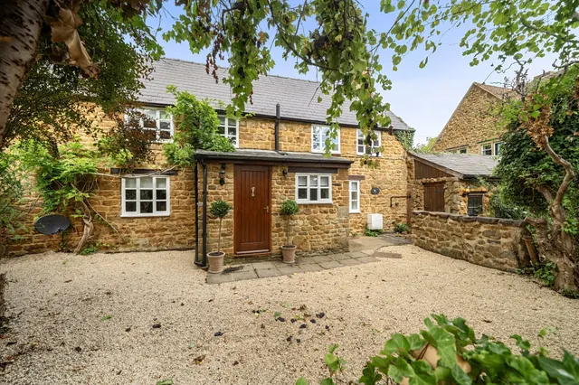 Rose Bank, Bloxham, OX15, photo 1