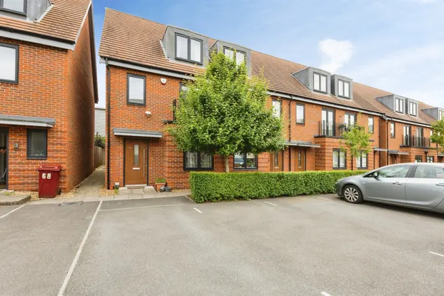 Tidman Road, Reading, RG2, photo 1