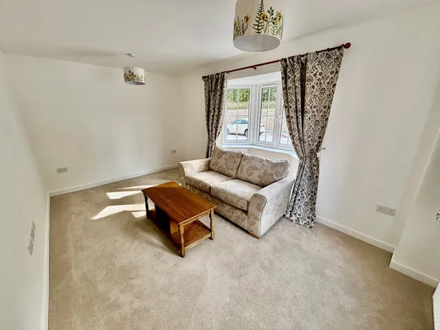 Young Close, Salisbury, SP2, photo 3