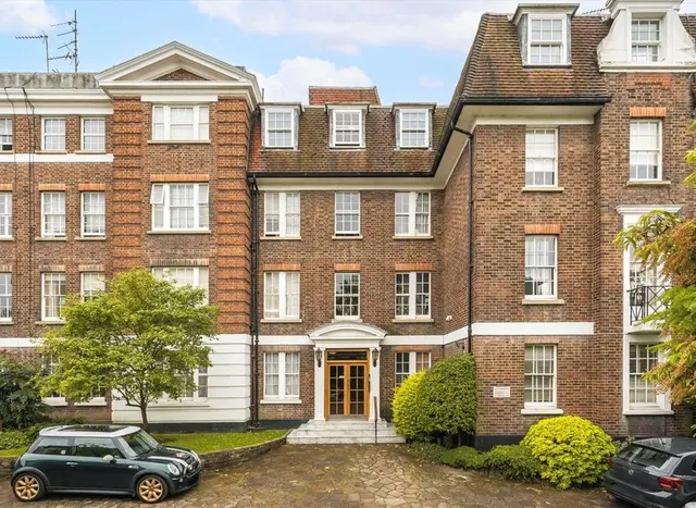 Putney Hill, Putney, SW15, photo 1
