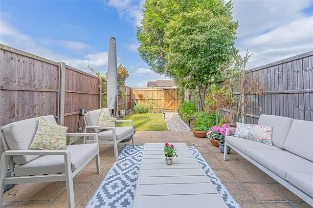 Photo 2 — Wordsworth Road, Hampton, TW12 1EW