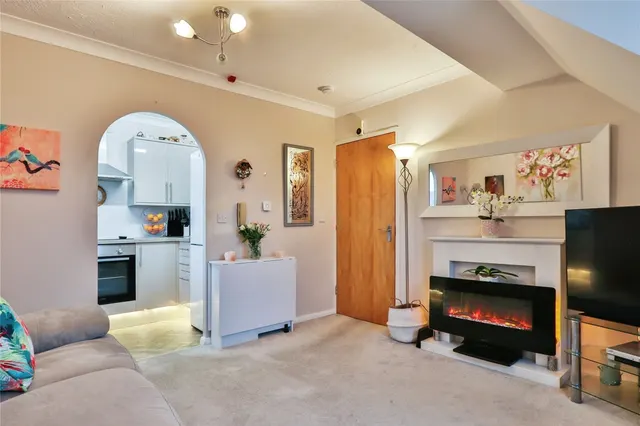 Sunnyhill Road, Poole, BH12, photo 3