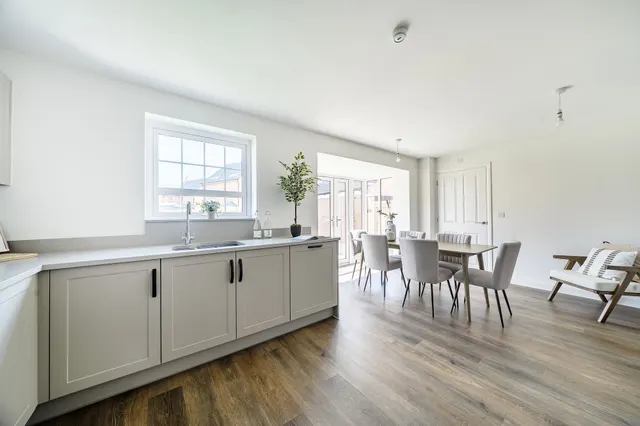 Chalcraft Lane, North Bersted, PO21, photo 2