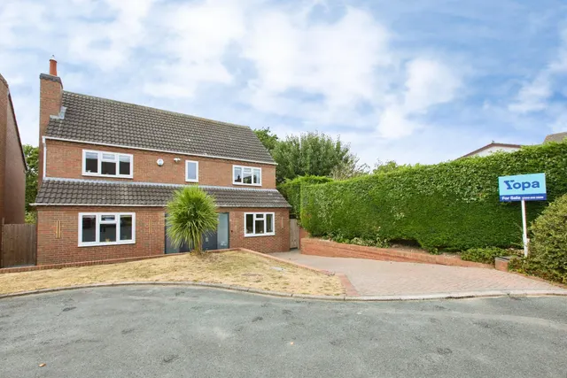 Telmah Close, Stretton, DE13, photo 1