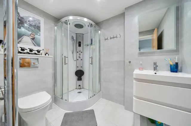 Park Grove, Bexleyheath, DA7, photo 3