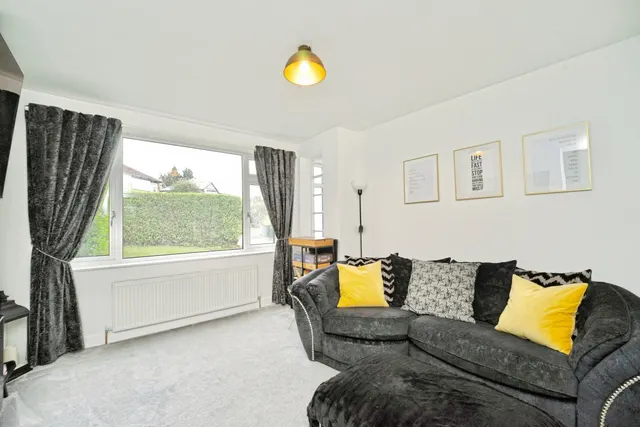 Summerfield Avenue, Leeds, LS13, photo 2