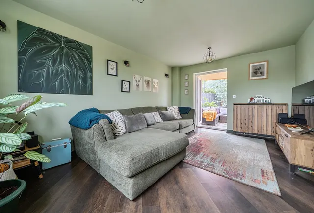 Photo 3 — Abbotswood Close, Somerset, Keynsham, BS31 1FR