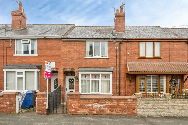 Cecil Avenue, Warmsworth, DN4, photo 1