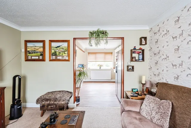 Photo 3 — Fern Close, Eastbourne