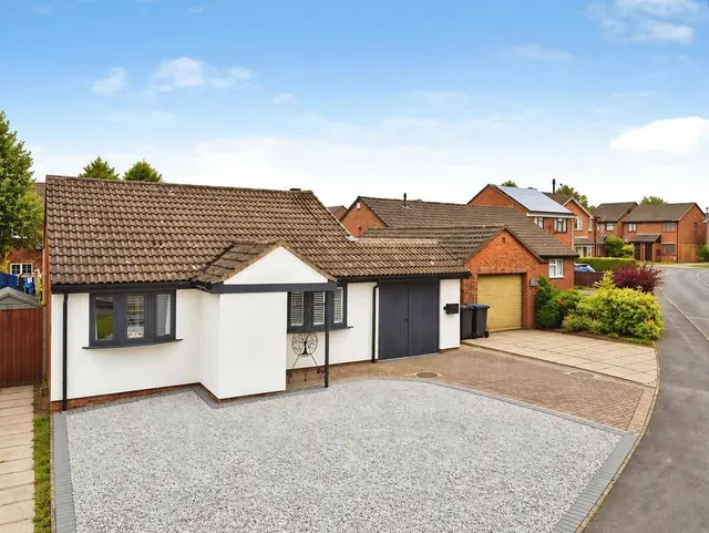 Grange Drive, Burbage, Leicestershire, LE10, photo 1