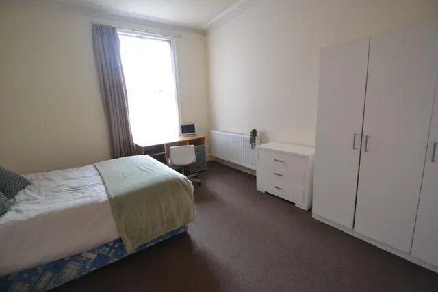 Henry Road, West Bridgford, NG2, photo 1
