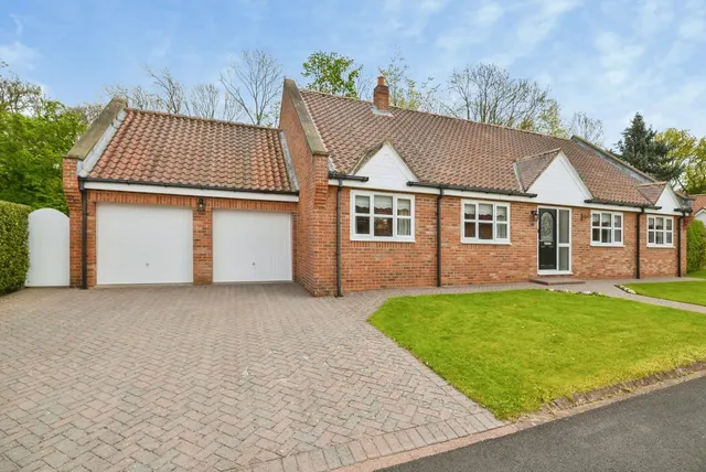 Thornton Vale, Thornton, Middlesbrough, North Yorkshire, TS8, photo 1
