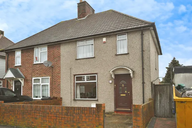 Marlborough Road, Dagenham, RM8, photo 1