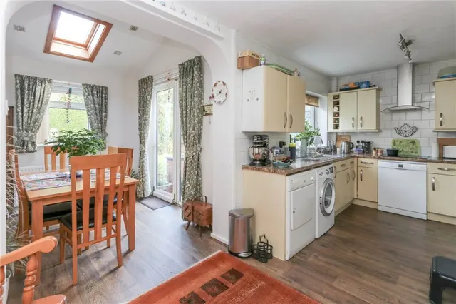 Saville Road, Gatley, photo 3