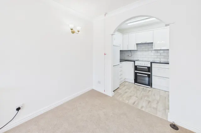 Alexandra Road, Hemel Hempstead, HP2, photo 3