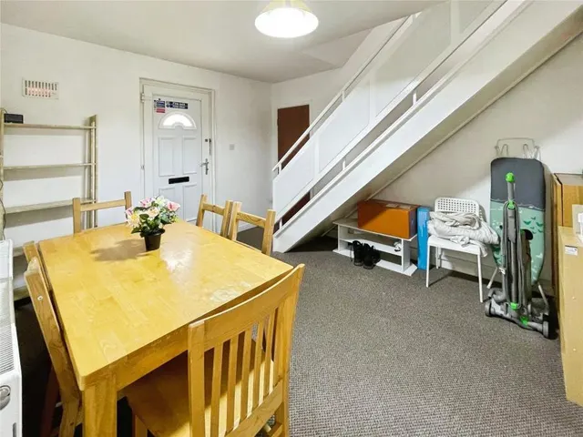 Founder Close, Coventry, CV4, photo 2