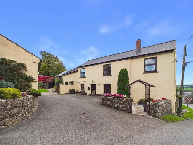 Lifton, PL16, photo 1