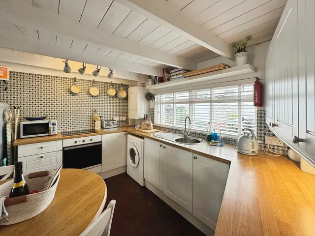 West Looe Hill, Looe, PL13, photo 3