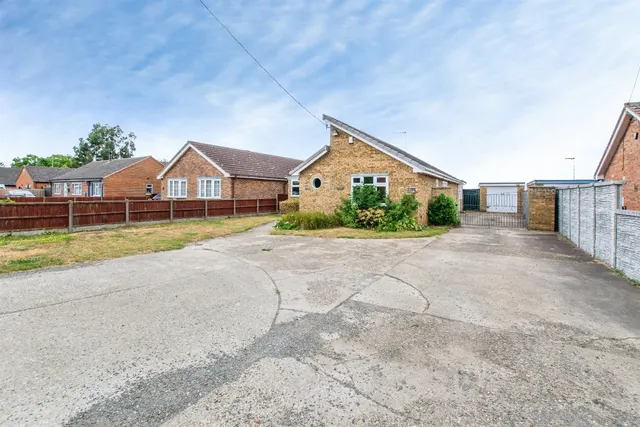 Smeeth Road, Marshland St. James, Wisbech, photo 1