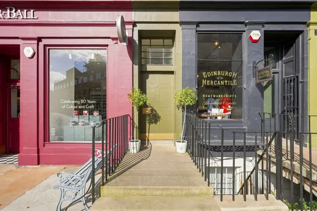 Photo 2 — North West Circus Place, New Town, Edinburgh, Midlothian, EH3 6SX