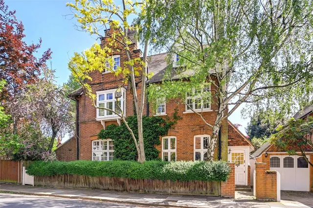 The Orchard, London, W4 1JZ, photo 1
