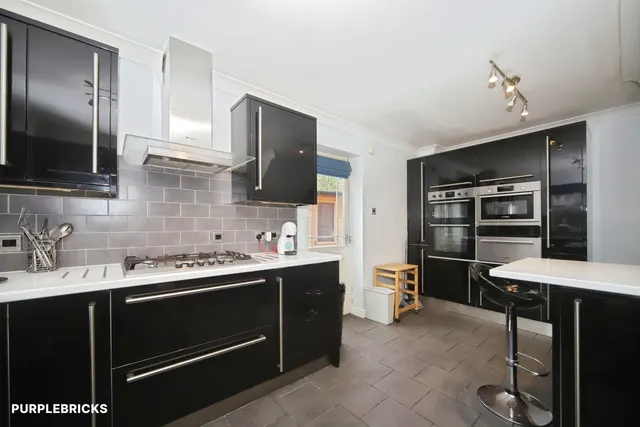 Furze Close, Bridgwater, TA6, photo 3