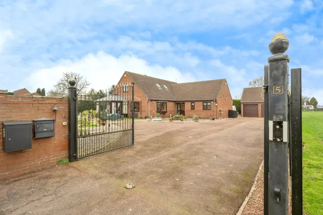 Slay Pit Close, Hatfield Woodhouse, Doncaster, photo 1