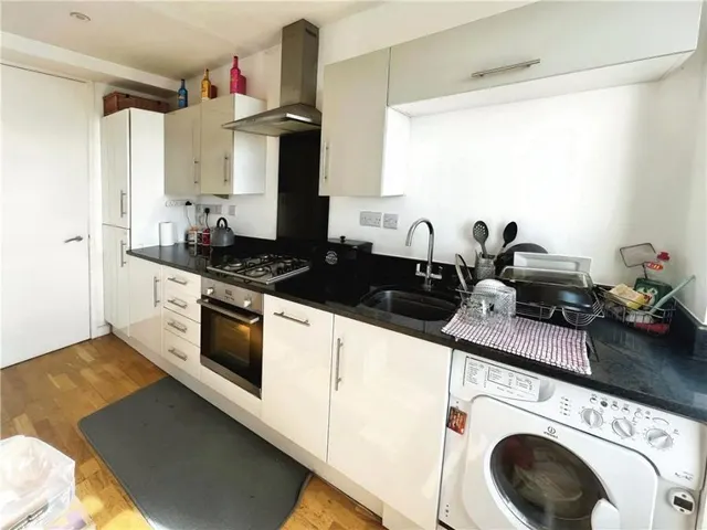Marine Parade West, Clacton-on-Sea, CO15, photo 3
