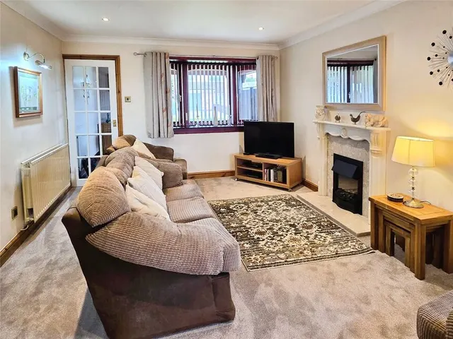 Pleasant View, Weston Rhyn, SY10, photo 2