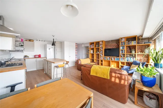 Bullen Street, Battersea, SW11, photo 1